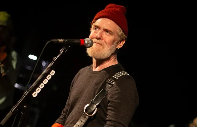 Perjalanan Karier dan Jejak Kemanusiaan Glen Hansard, Musisi Peraih Oscar Asal Irlandia