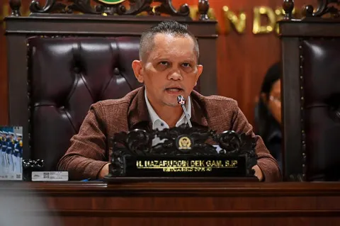 Mekanisme Penanganan Laporan KWP terhadap Deddy Sitorus oleh MKD DPR