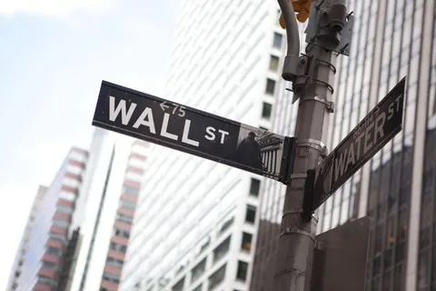 Menyikapi Volatilitas Pasar Setelah The Fed Menahan Suku Bunga Acuan