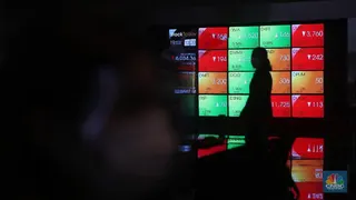 Strategi Menghadapi Anomali Antrean Jual Saham untuk Mencegah Panic Selling