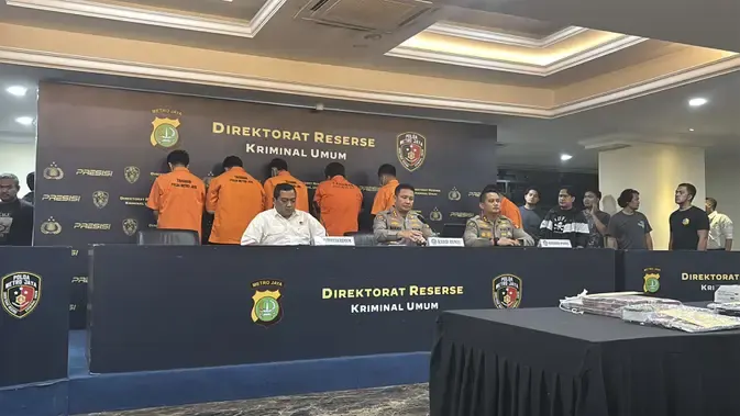 Cara Mengenali Pola Kerja Jaringan Buzzer Berbayar dan Konsekuensi Hukumnya