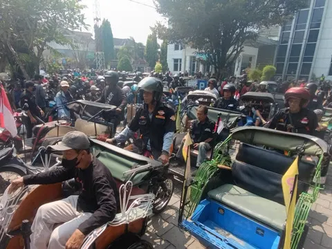 Cara Sopir Bentor Menyuarakan Aspirasi Penundaan Kawasan Malioboro Full Pedestrian
