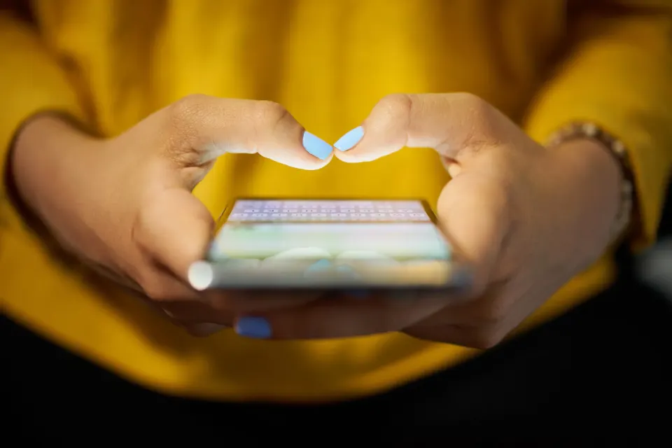 Mengenal Fitur Aksesibilitas untuk Penyandang Disabilitas di Android dan iPhone